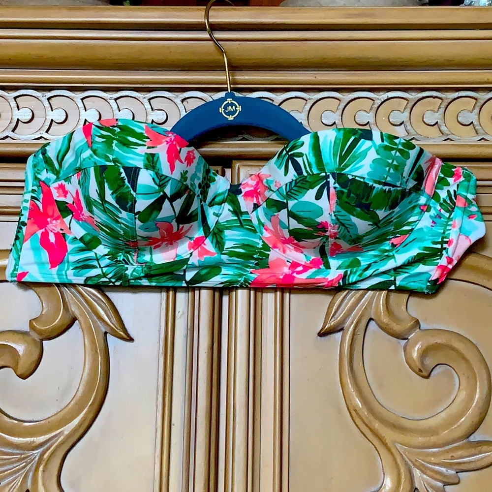 Old Navy Tropical Underwire Balconette Bikini Top Guc Medium
